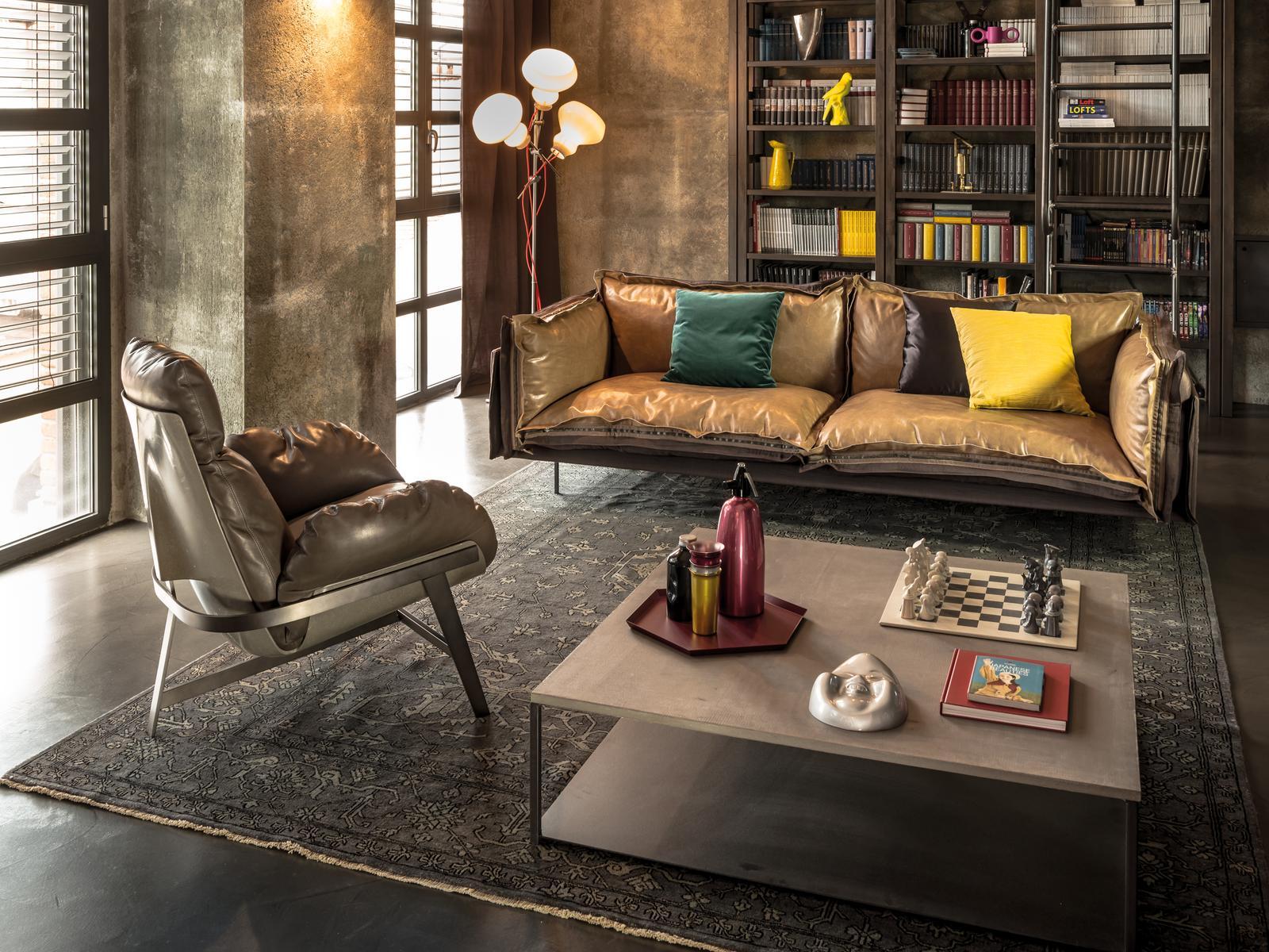 2 seater leather sofa | Auto-reverse by Arketipo