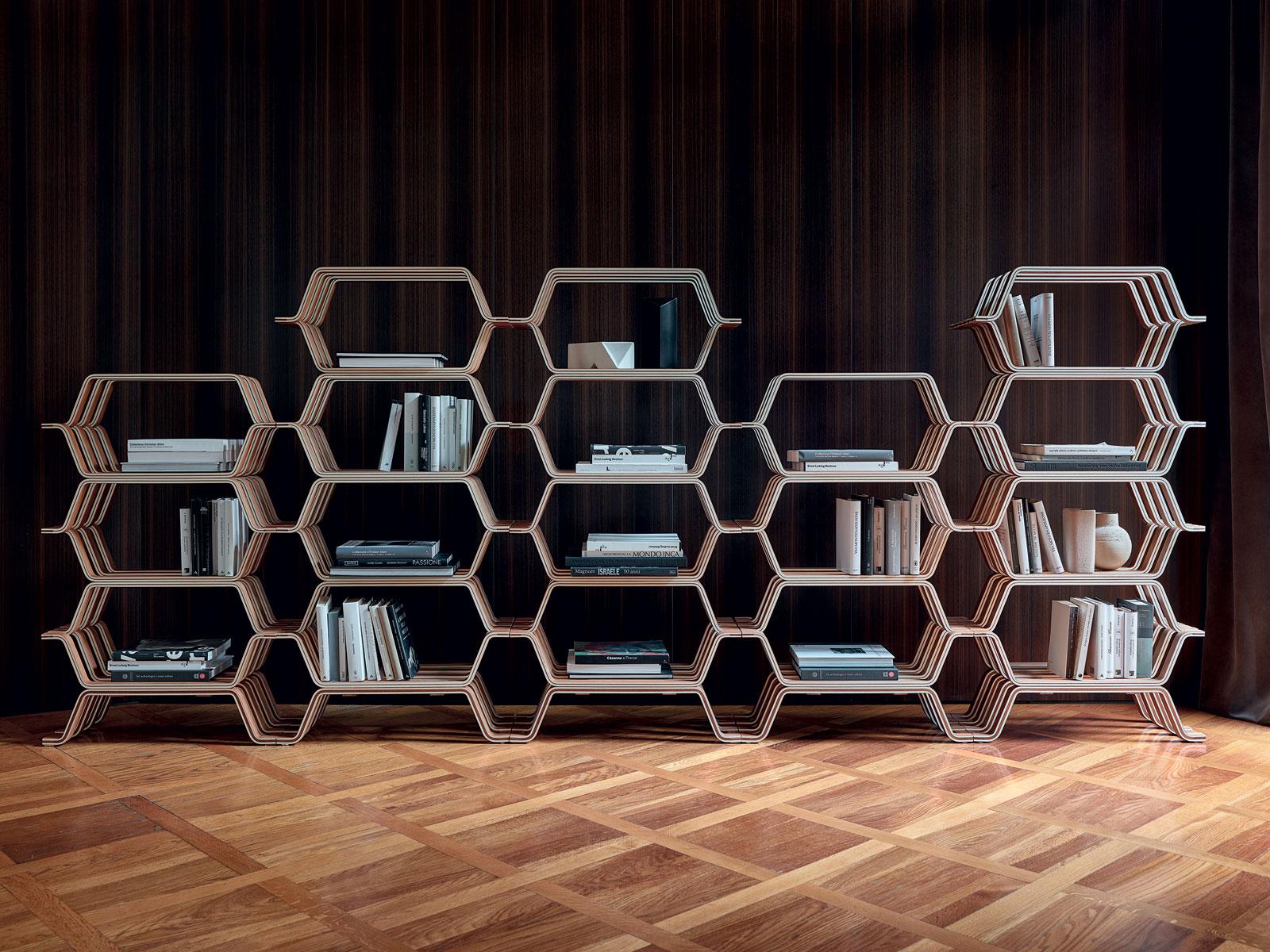Open wooden shelving unit | Mhc.2 by Molteni