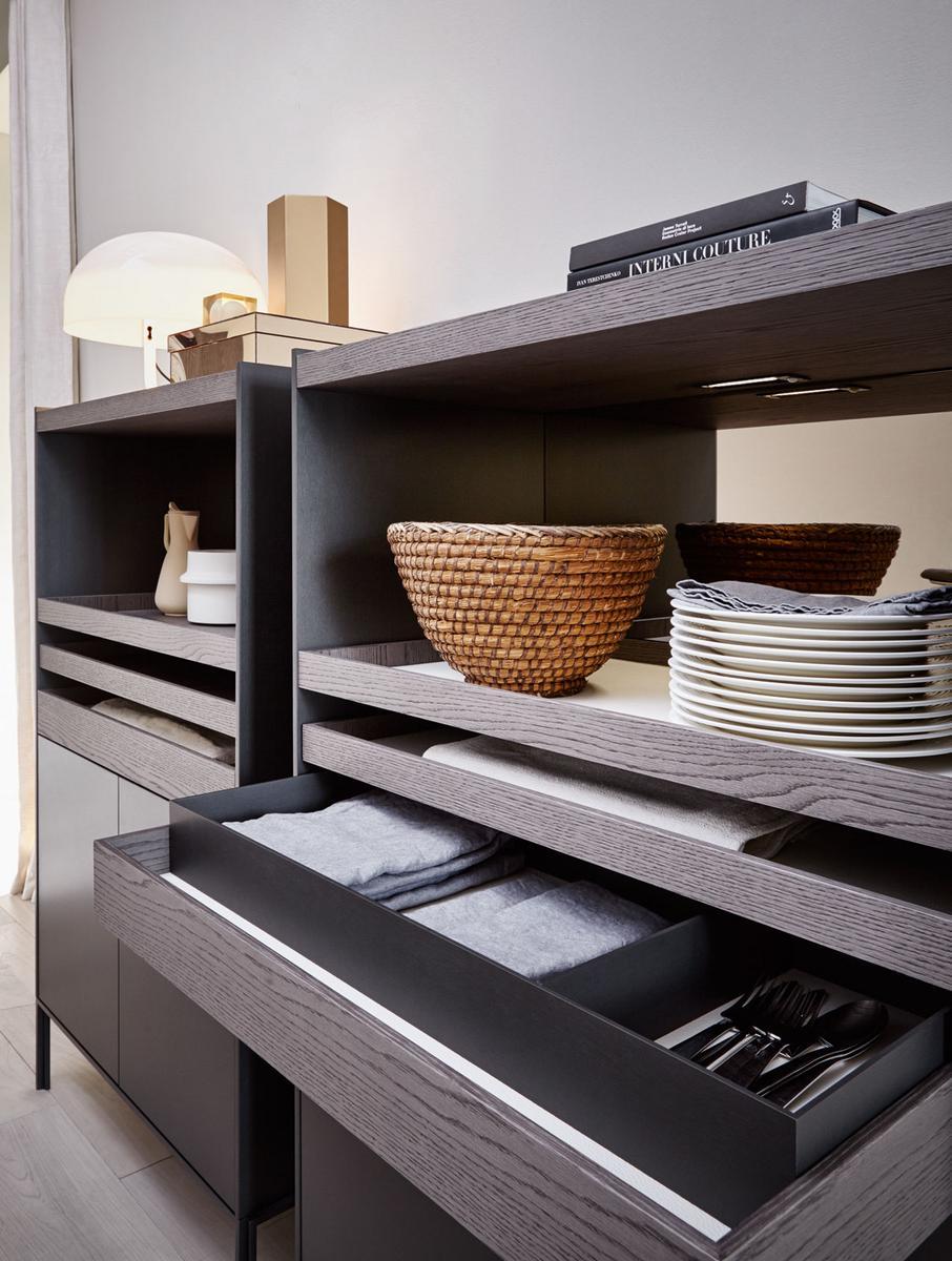 Wooden highboard with drawers | Quinten by Molteni