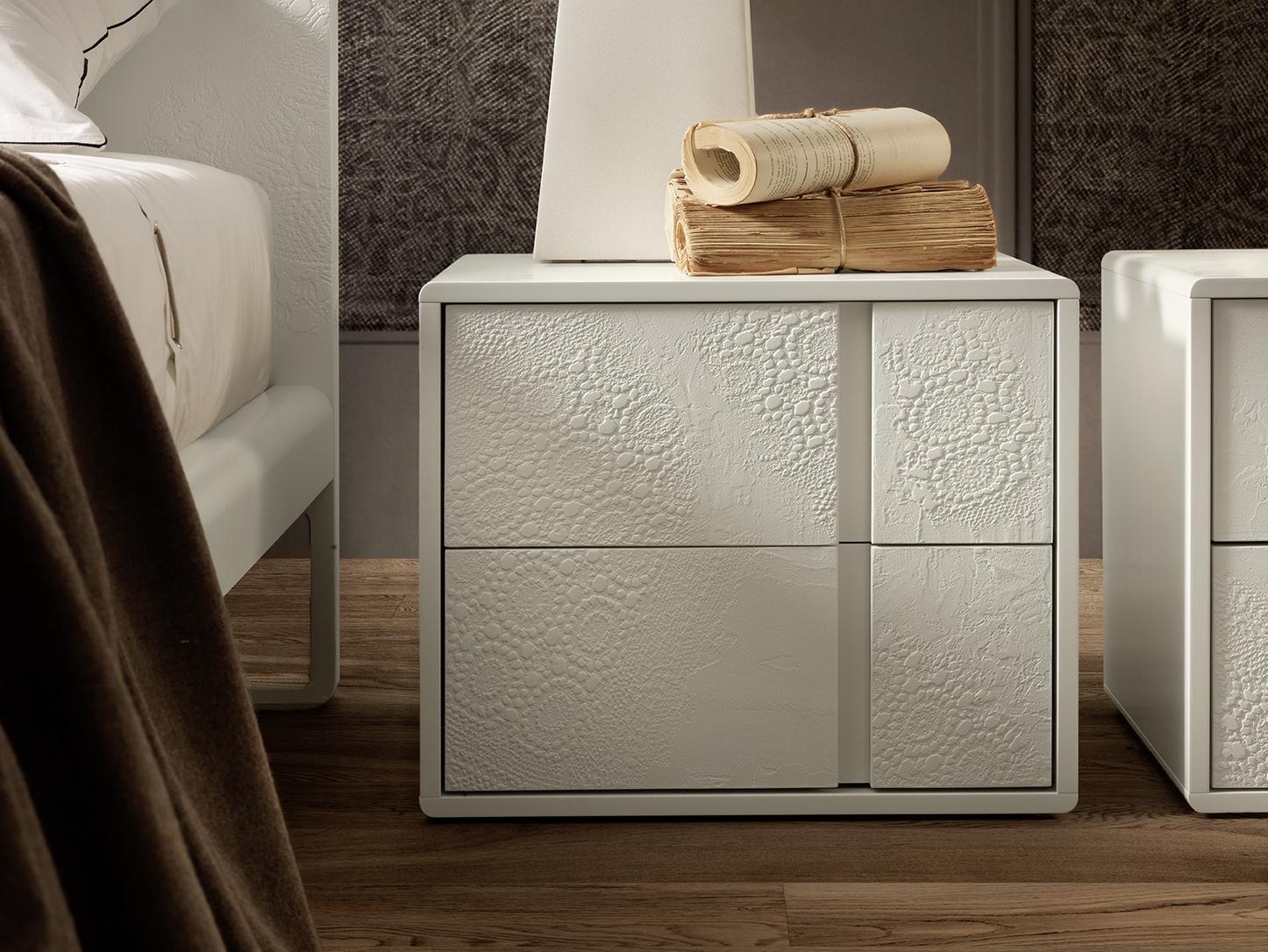 Wooden bedside table with drawers | Martin by Olivieri