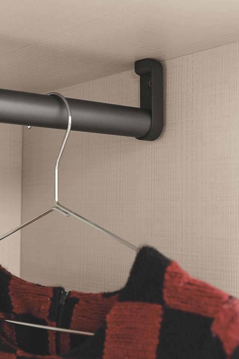 Sectional wooden walk-in wardrobe | Logica by Tomasella