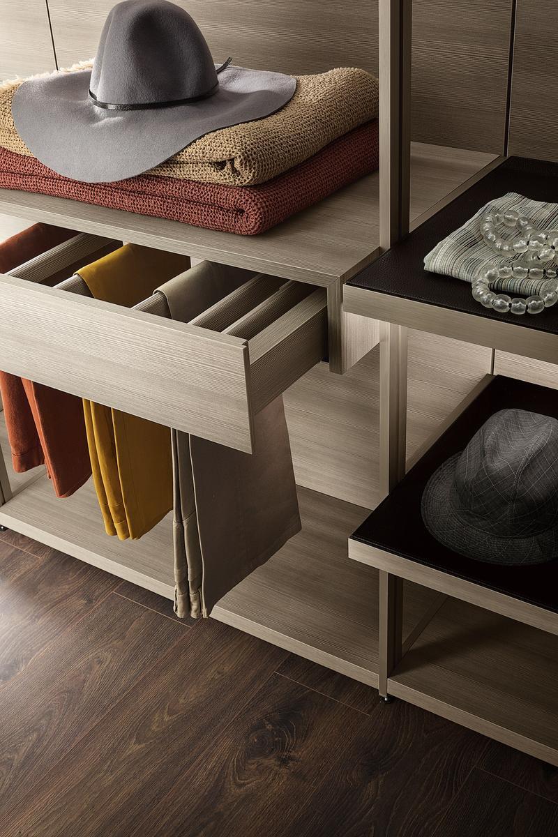 Sectional custom walk-in wardrobe | Hangar by Lema
