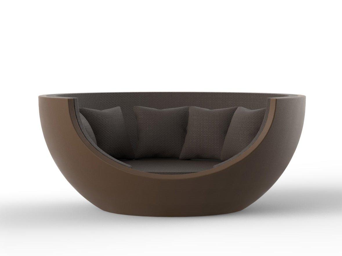 Polyethylene garden bed | Moon by Vondom