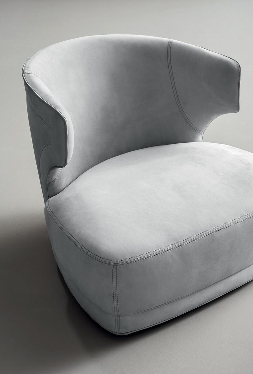 Leather armchair | Etienne by Baxter