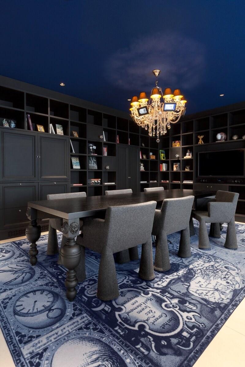 Chair with armrests with castors | Vip by Moooi