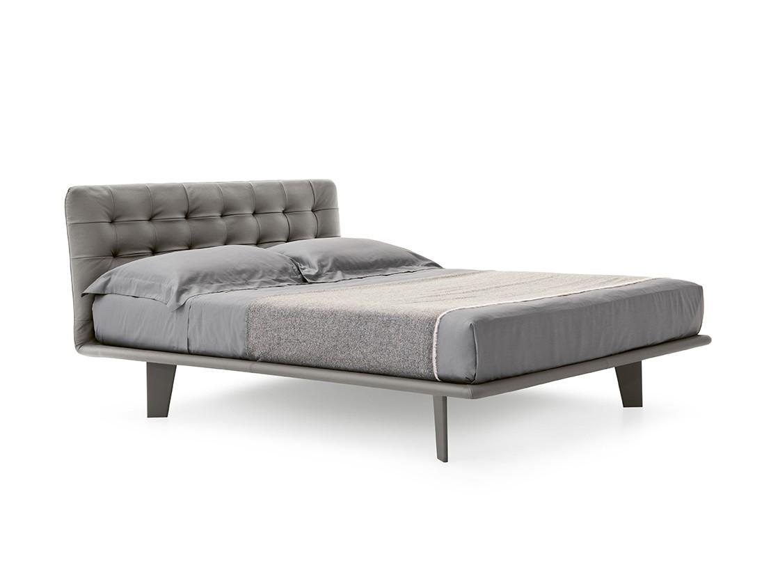 Leather double bed with tufted headboard | Filo by Pianca