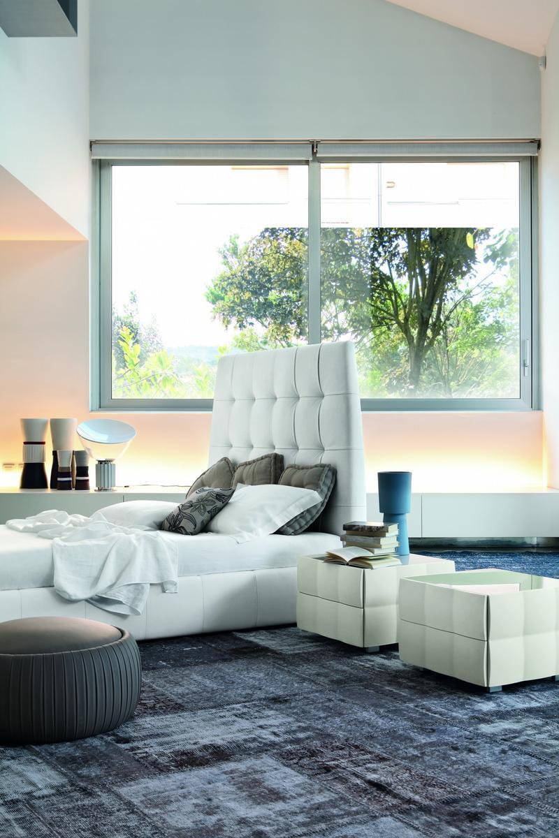 Leather double bed with high headboard | Pacifico by Tonin Casa