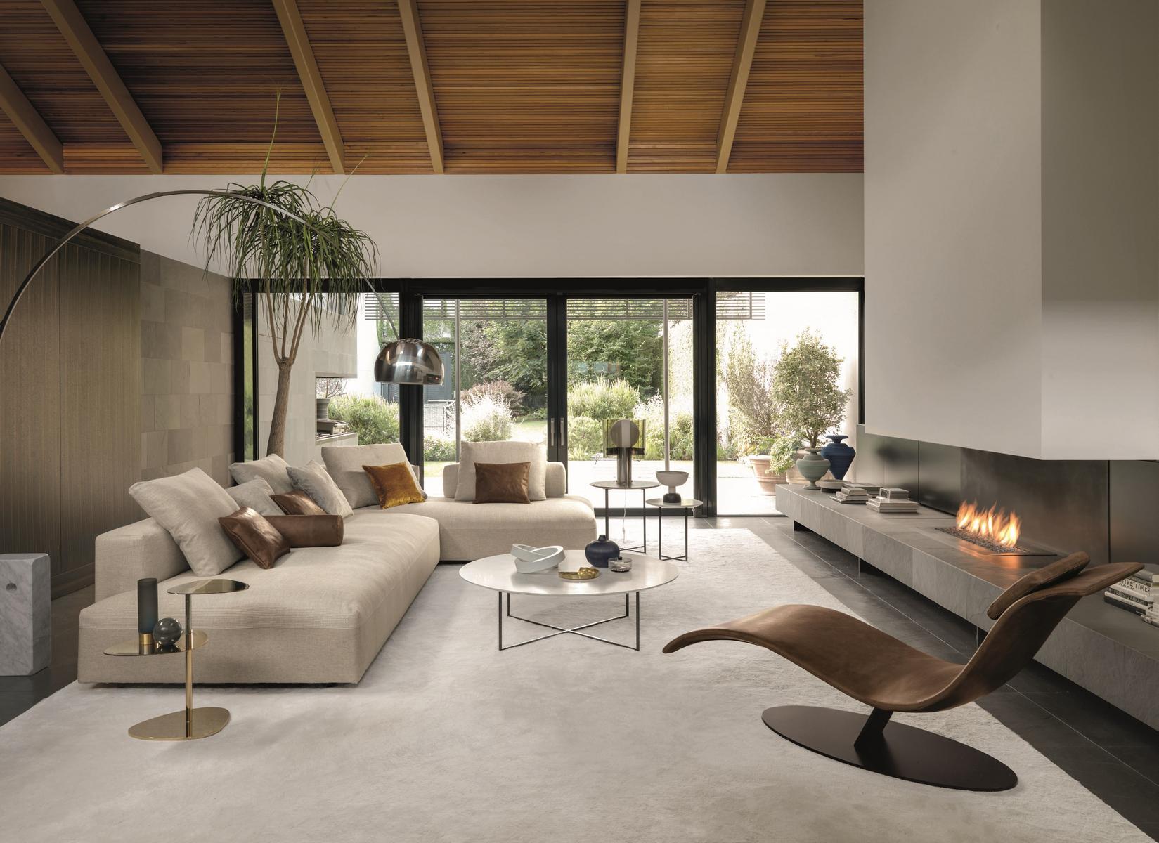 Polyurethane Chaise longue | Eli Fly by Desiree