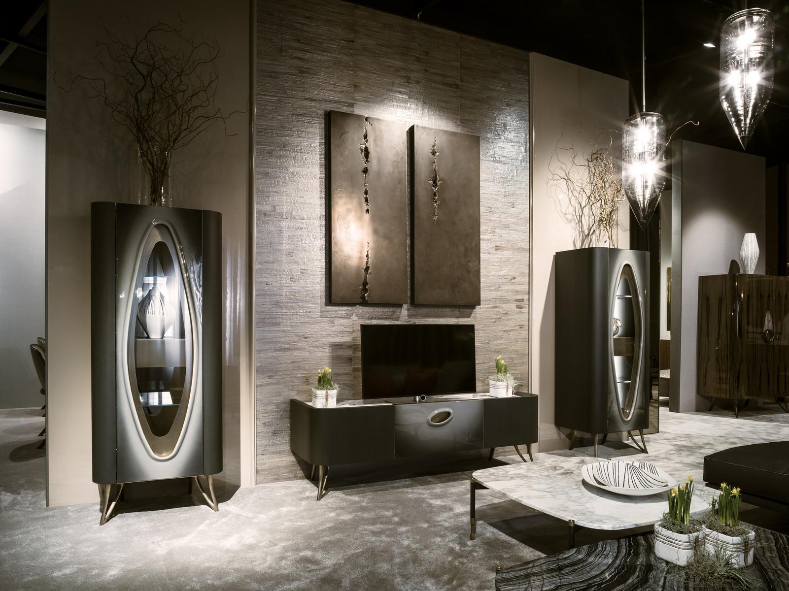 Low ash TV cabinet with doors | Pangea by Ezio Bellotti