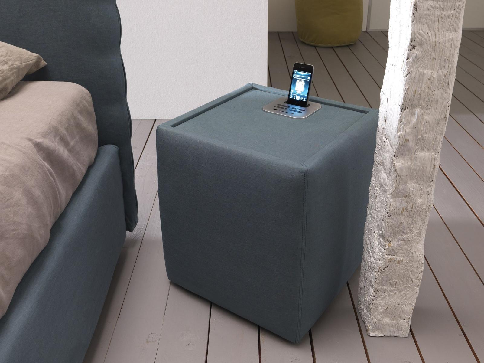 Storage fabric pouf with docking station | Ares by Bolzan letti