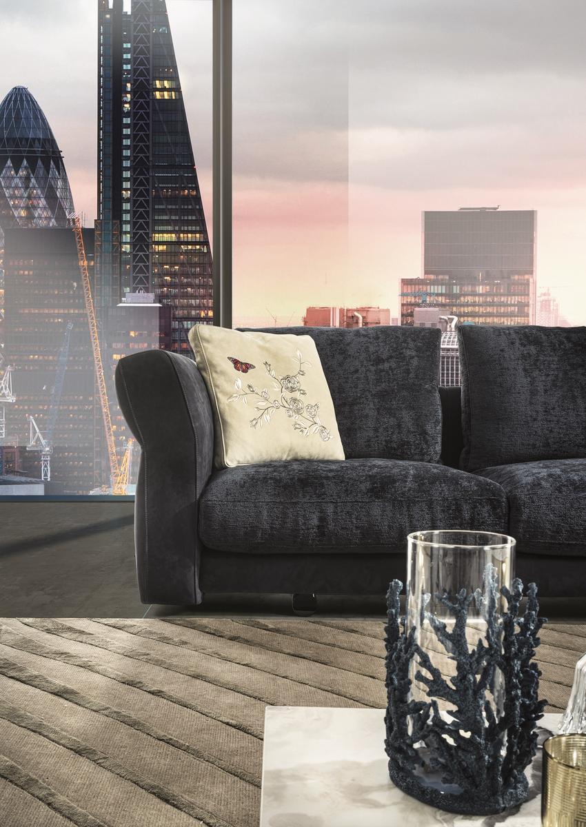 Sectional leather sofa | Riverside by Longhi