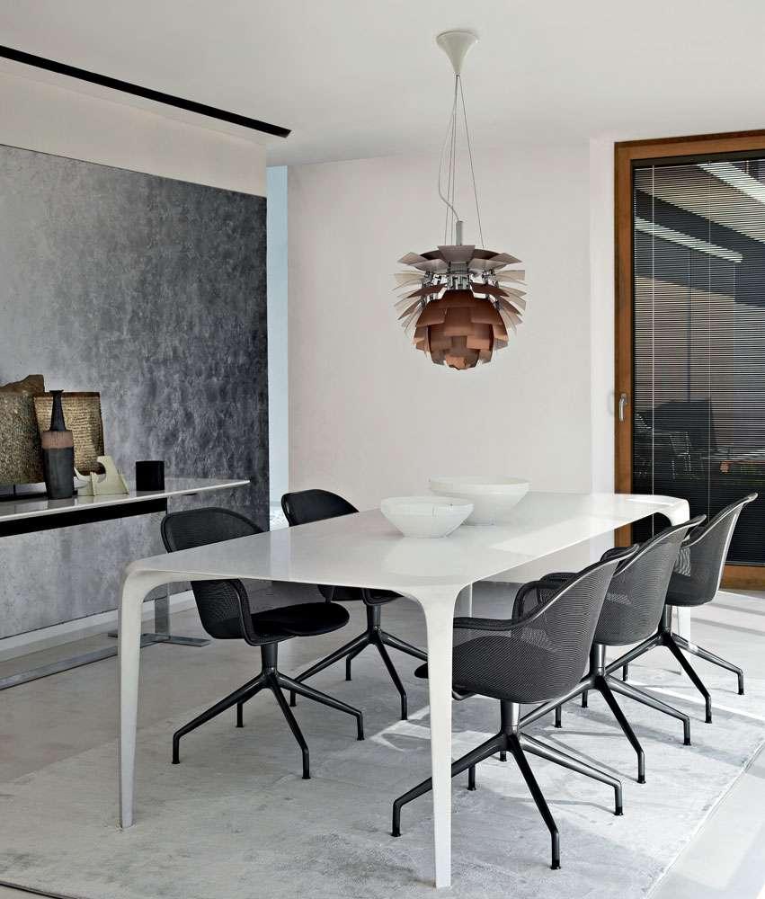 Trestle-based wire mesh chair with armrests | Iuta by B&B Italia