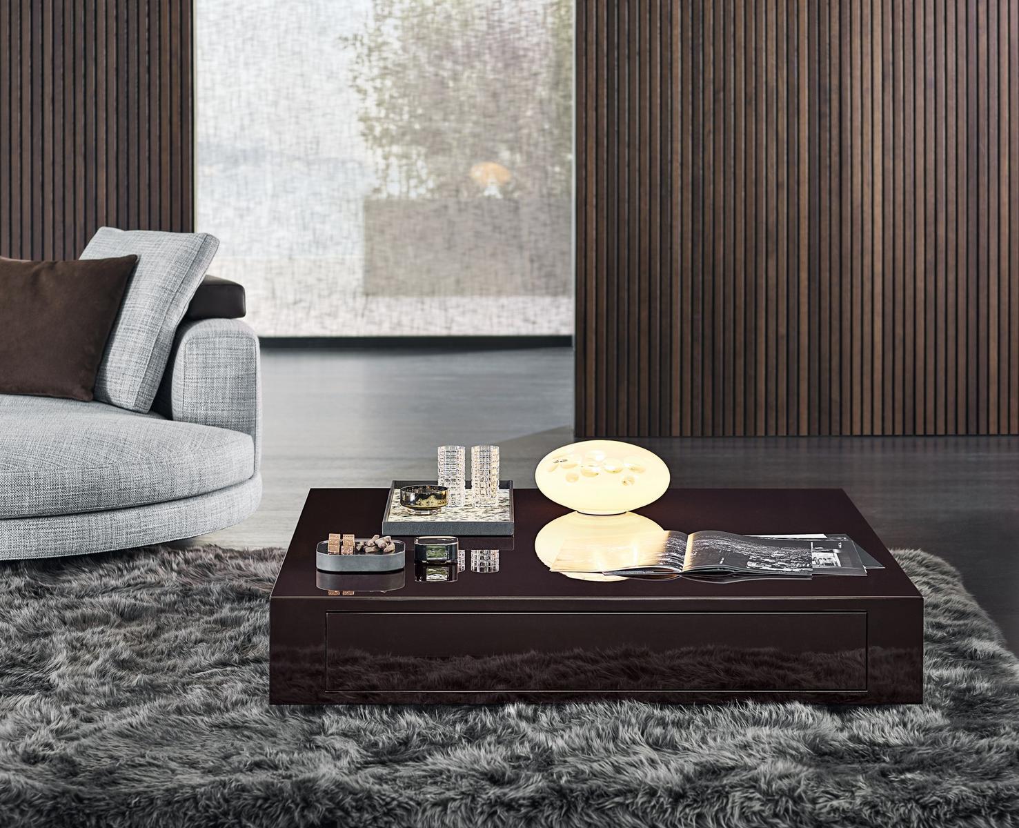 Wooden coffee table for living room | Solid by Minotti
