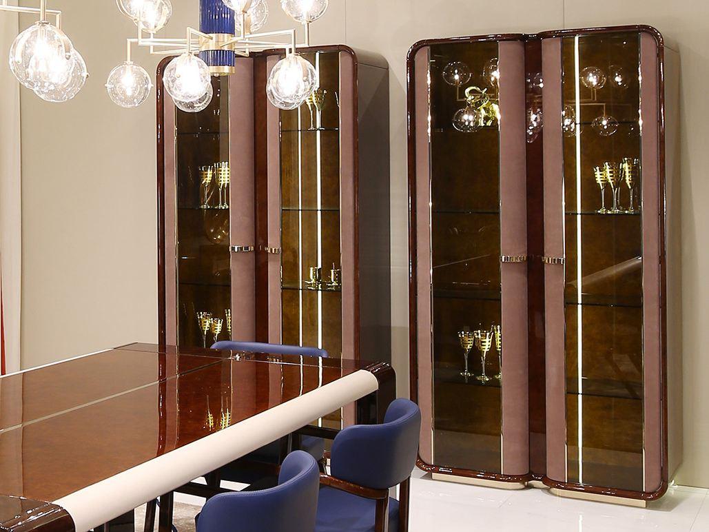 Wood and glass display cabinet | Madison by Turri