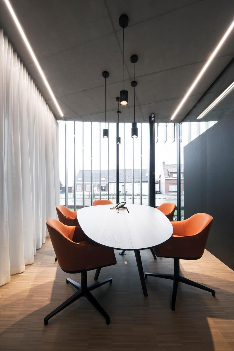 LED aluminium pendant lamp | Coolfin by Dark