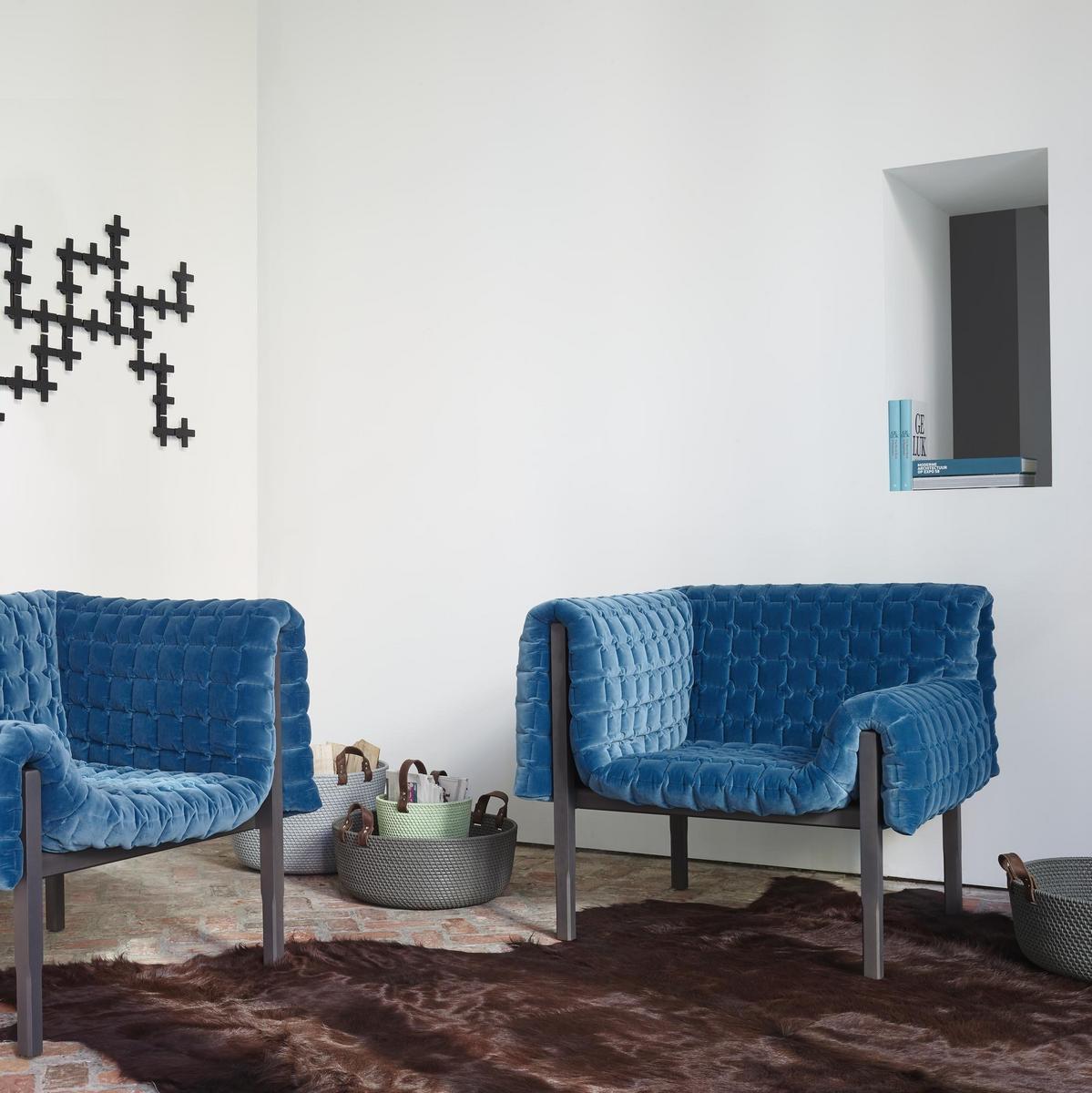 Fabric easy chair with armrests | Ruché by Ligne Roset