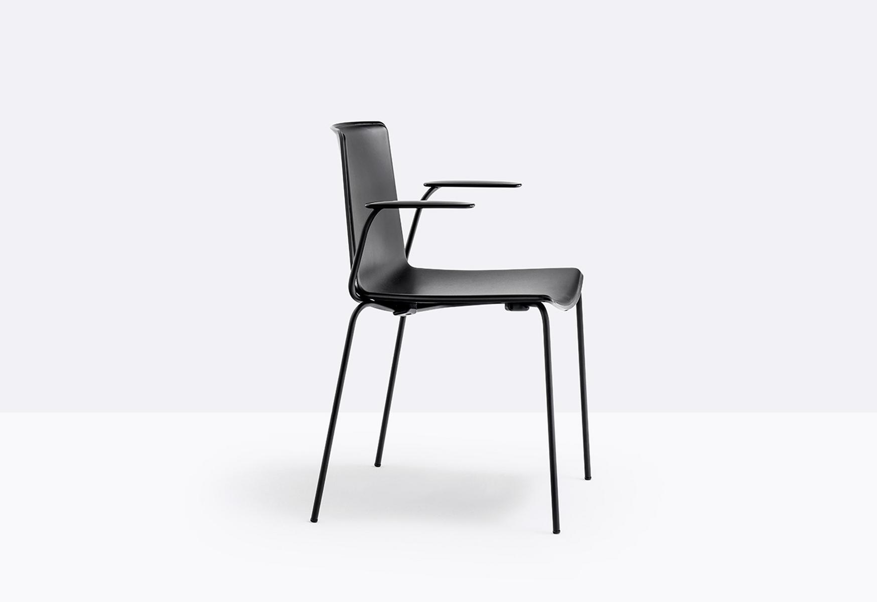 Stackable plastic restaurant chair with armrests | Tweet 895 by Pedrali