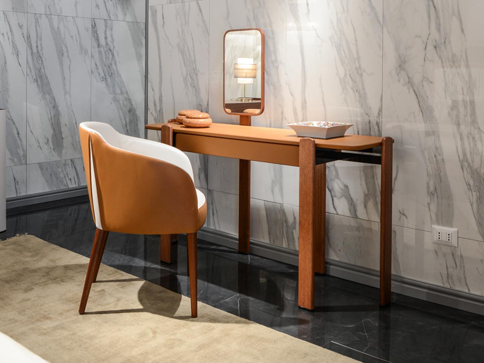 Leather dressing table | Rod by Formitalia