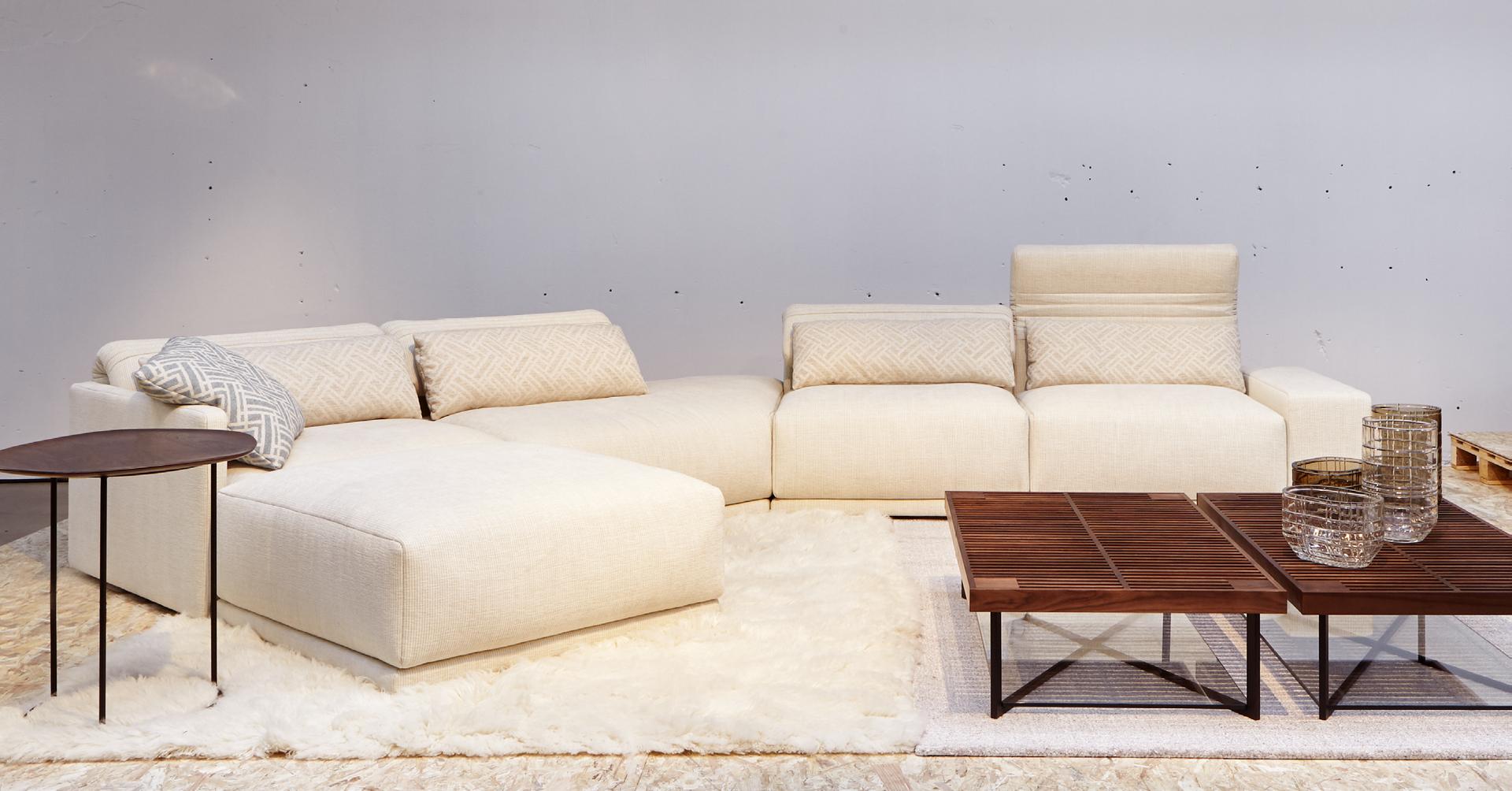 Modular fabric sofa with headrest | Grand Angle by Ligne Roset