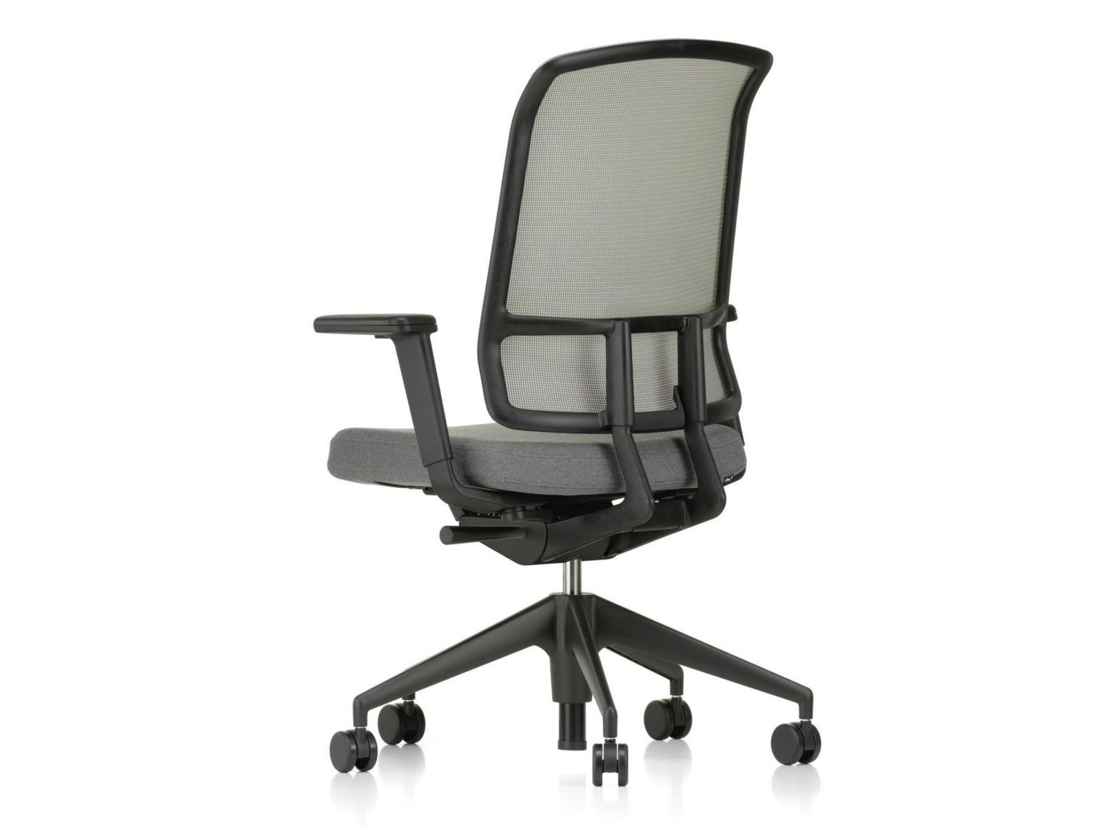 Swivel mesh office chair with armrests | Am Chair by Vitra