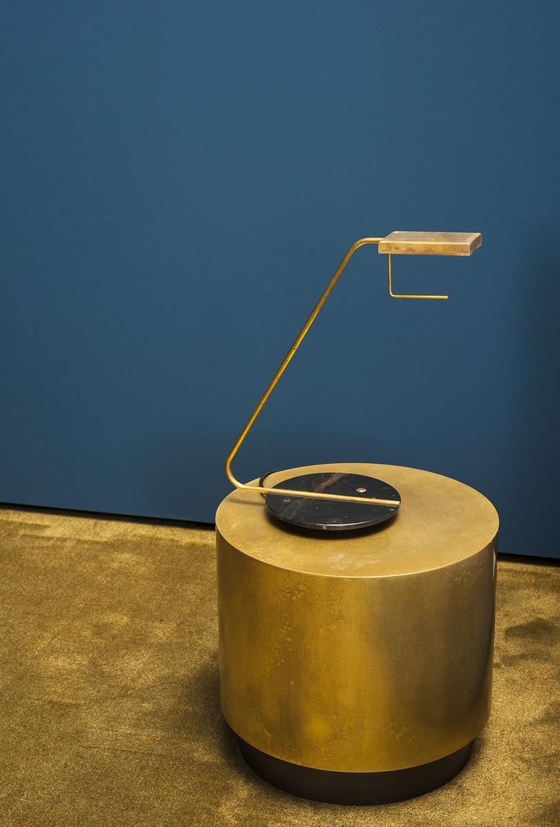 Adjustable metal table lamp | Blade by Baxter