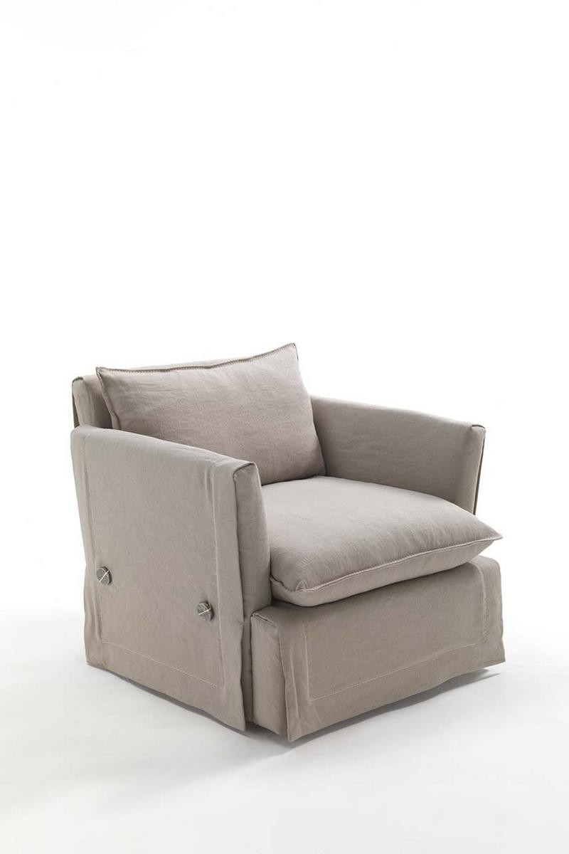 Fabric armchair with removable cover with armrests | Kimono Junior by Frigerio