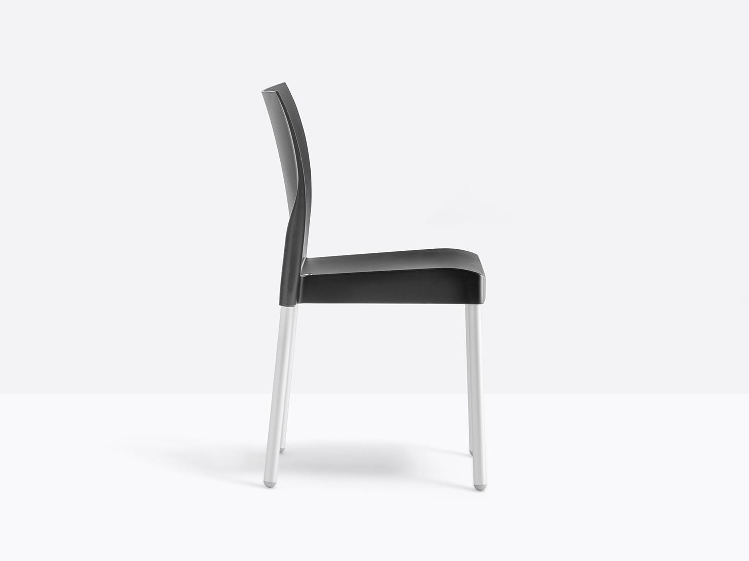 Stackable polypropylene chair | Ice 800 by Pedrali