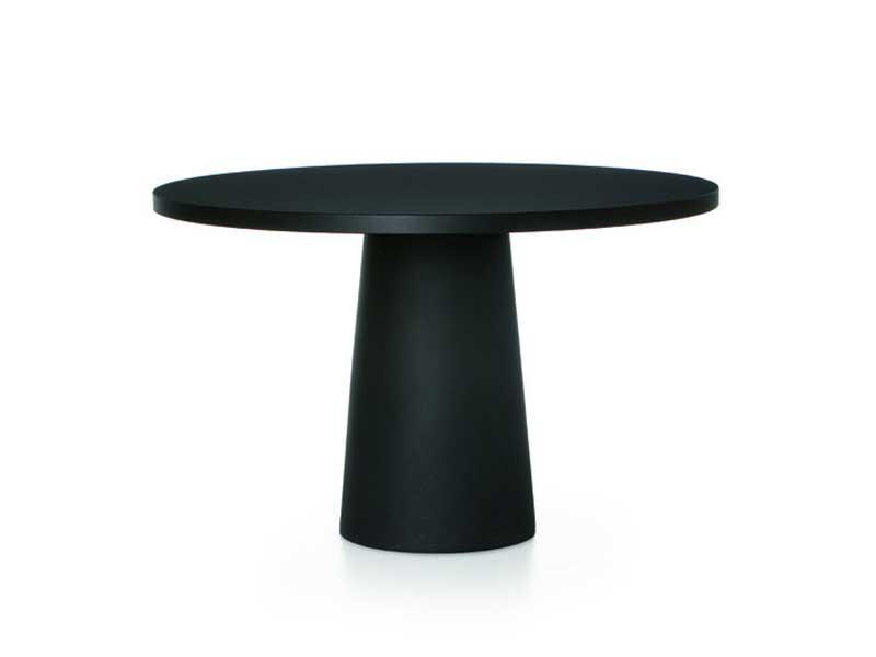 Round resin table | Container Table Classic Round 120-140 by Moooi