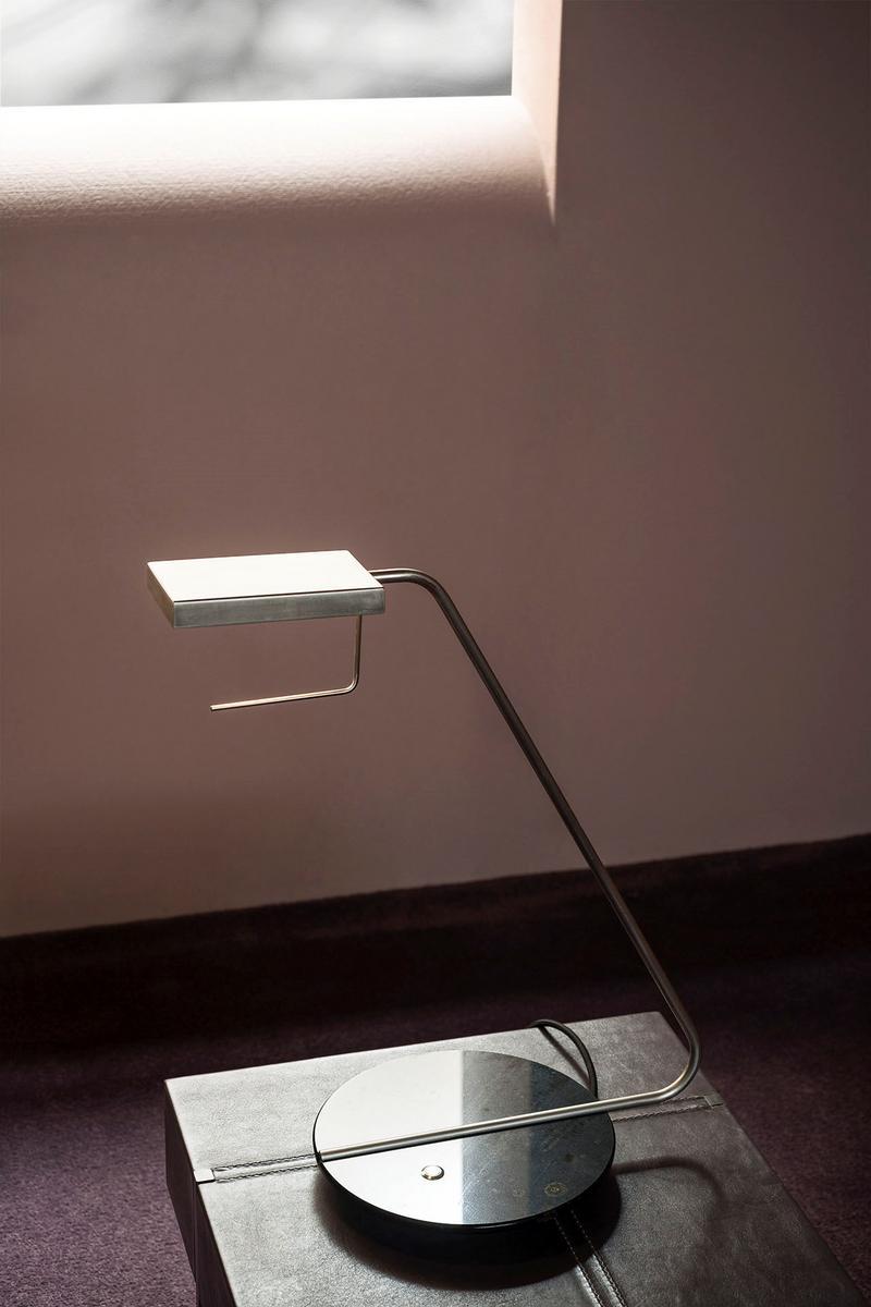 Adjustable metal table lamp | Blade by Baxter