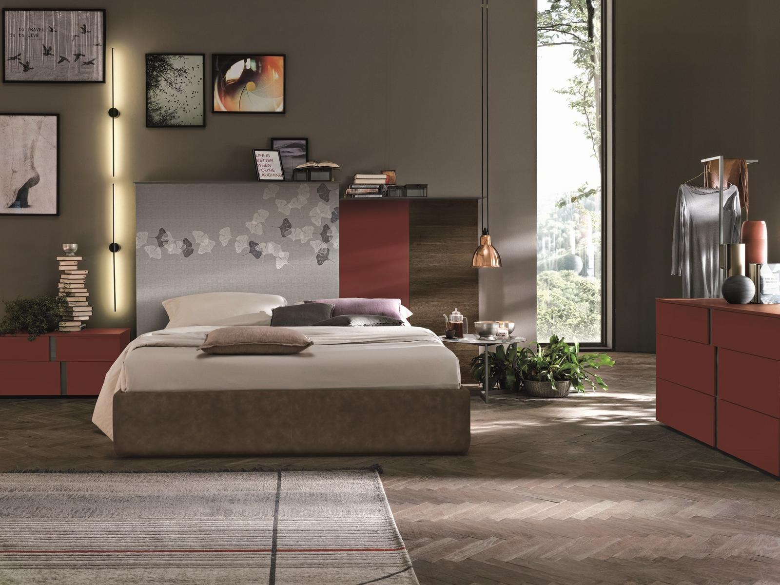 Wooden chest of drawers with integrated handles | Athena by Tomasella