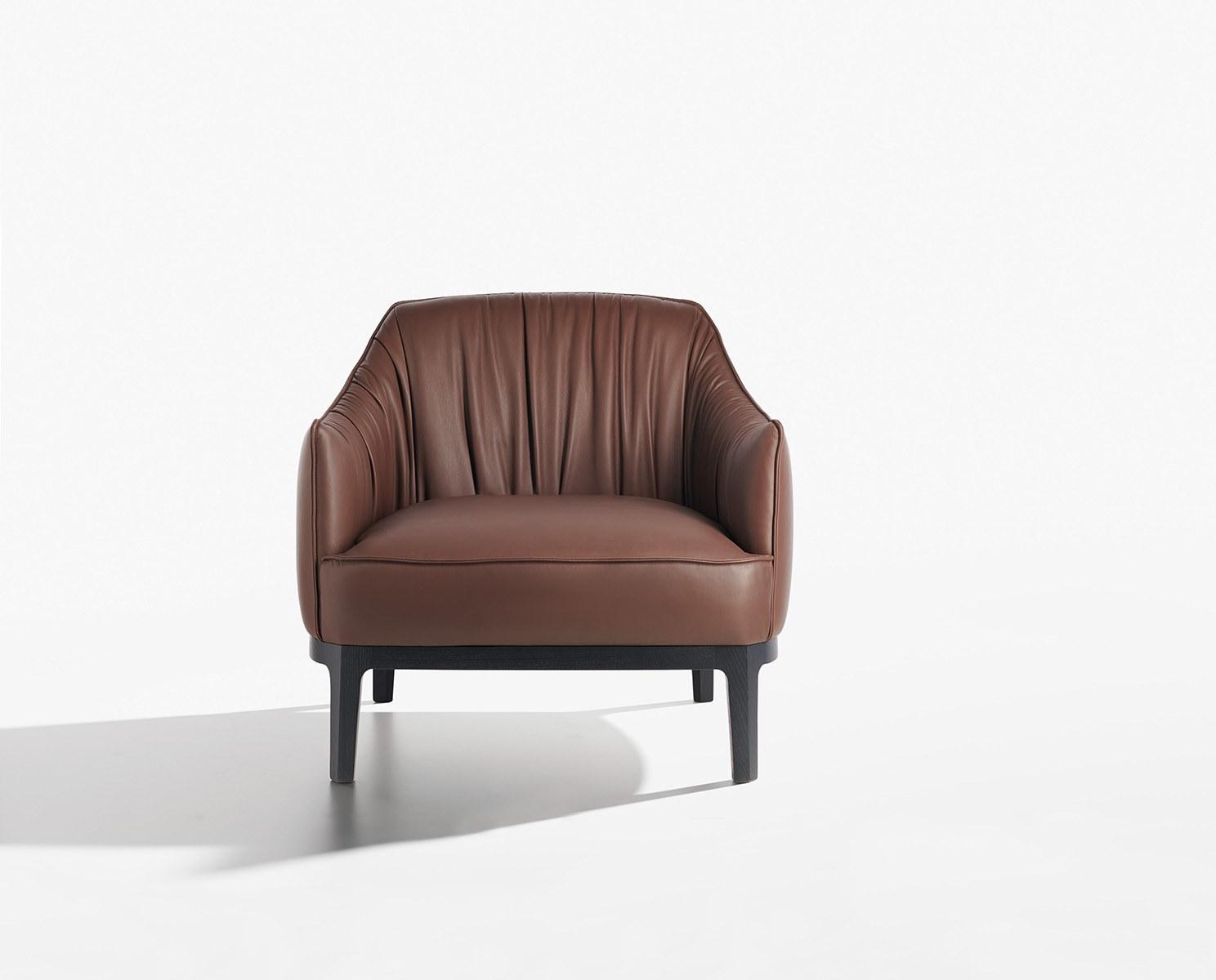 Armchair with armrests | Blossom by Potocco