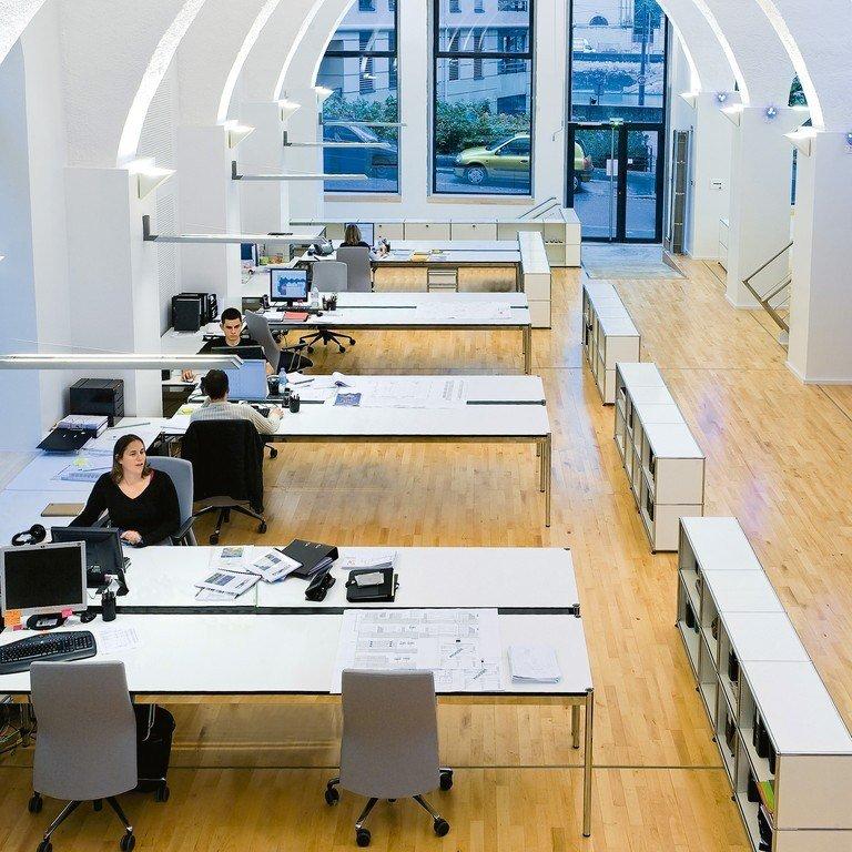 Rectangular laminate workstation desk | Haller Table For Shared Workstations by USM