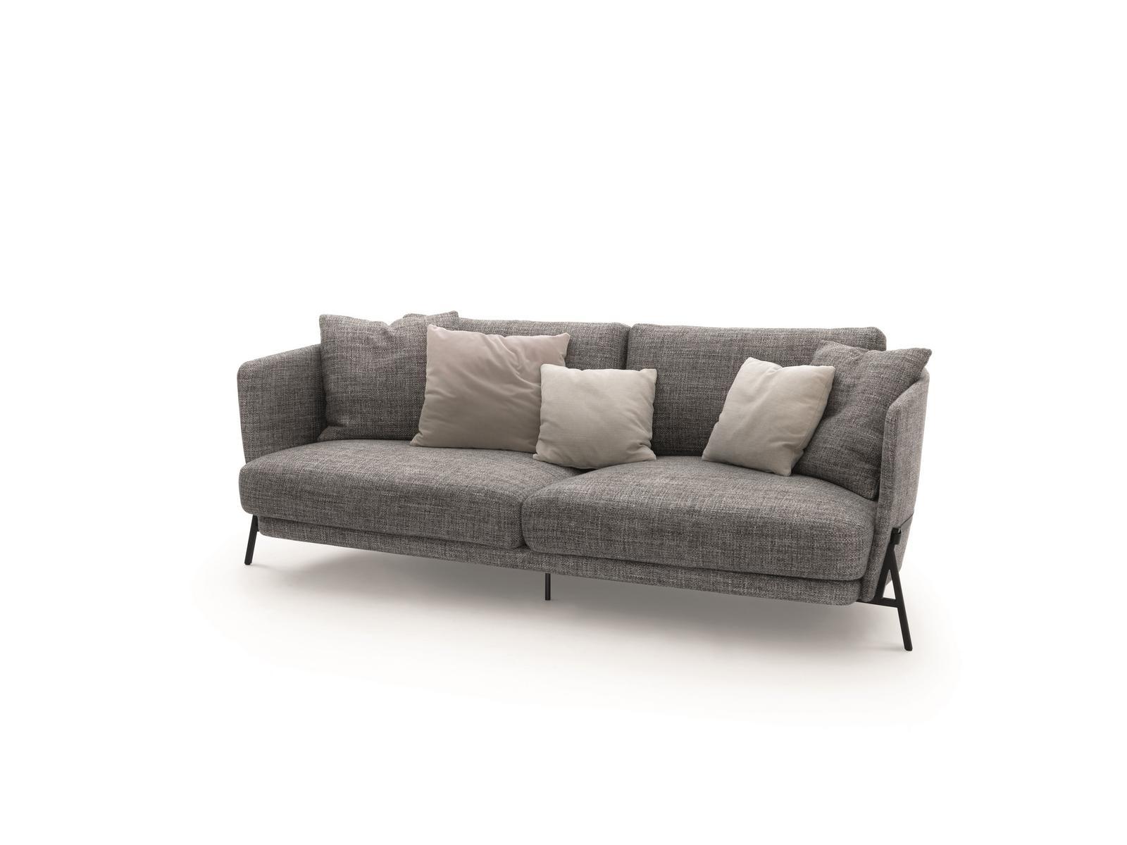 2 seater fabric sofa | Deep Cradle by Arflex