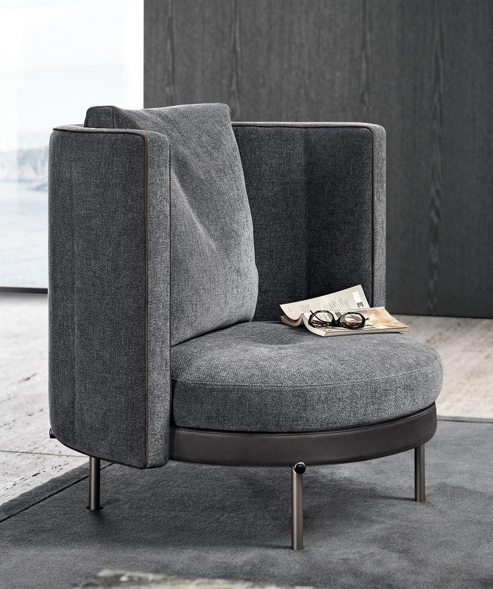 Armchair with armrests | Torii by Minotti