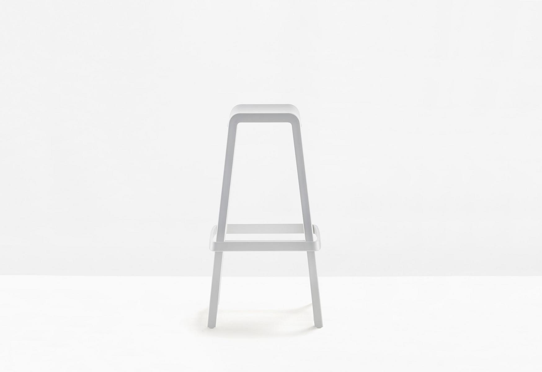 Stackable polypropylene stool | Dome 268 by Pedrali