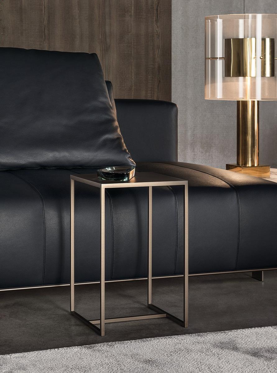 Coffee table | Duchamp Bronze by Minotti