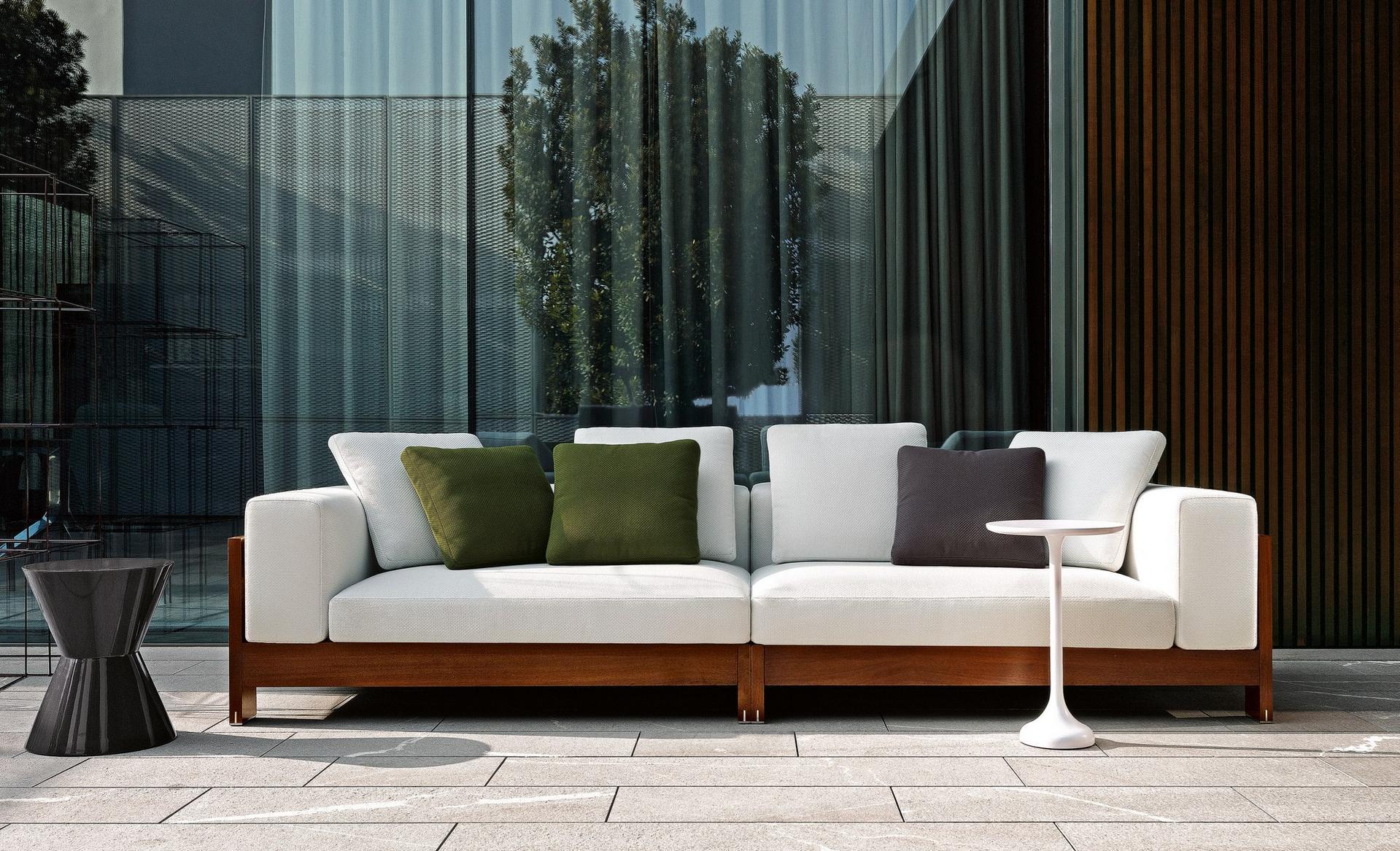 Outdoor sofa | Alison Iroko Outdoor by Minotti