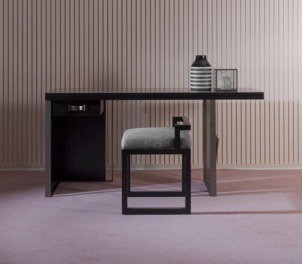 Nabuk chair | Lucy by Galimberti Nino