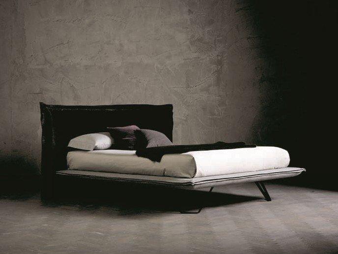 Upholstered double bed | Pegaso Ring 6 by Altacorte