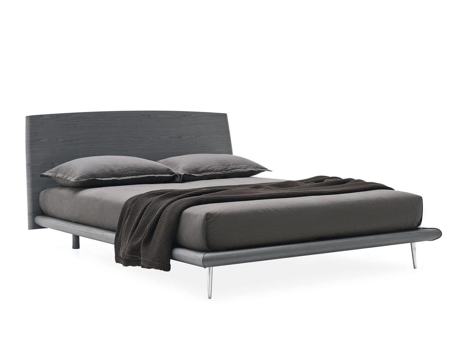 Wood veneer bed | Dixie by Calligaris