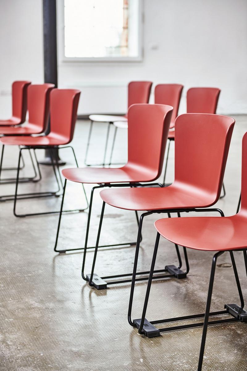 Sled base stackable polypropylene chair | Calla Sm T Pp by Midj