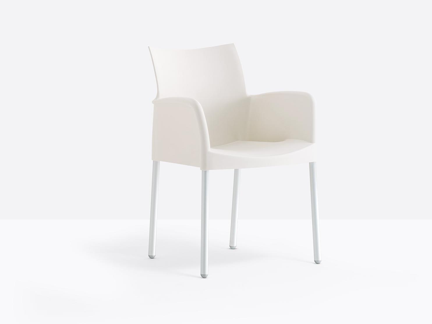 Polypropylene chair with armrests | Ice 850 by Pedrali