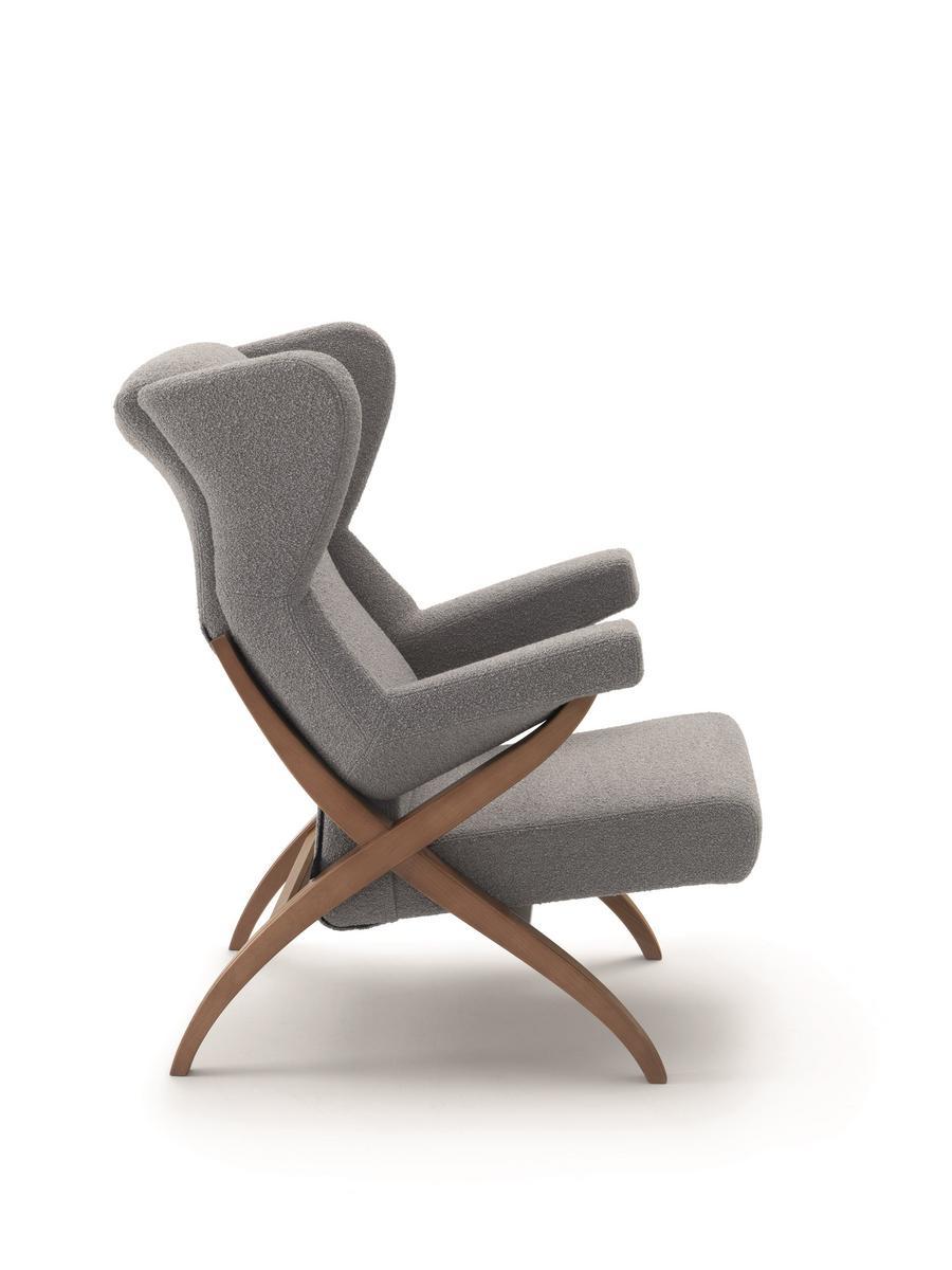 Fabric armchair with armrests | Fiorenza by Arflex