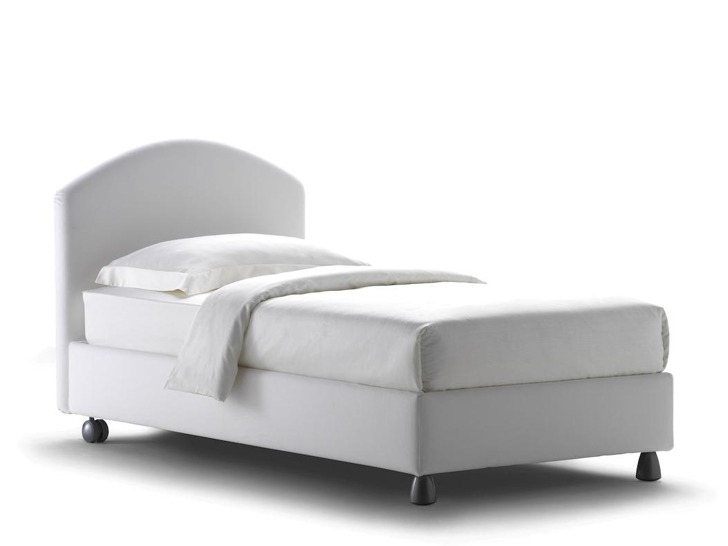 Single bed with upholstered headboard | Magnolia by Flou