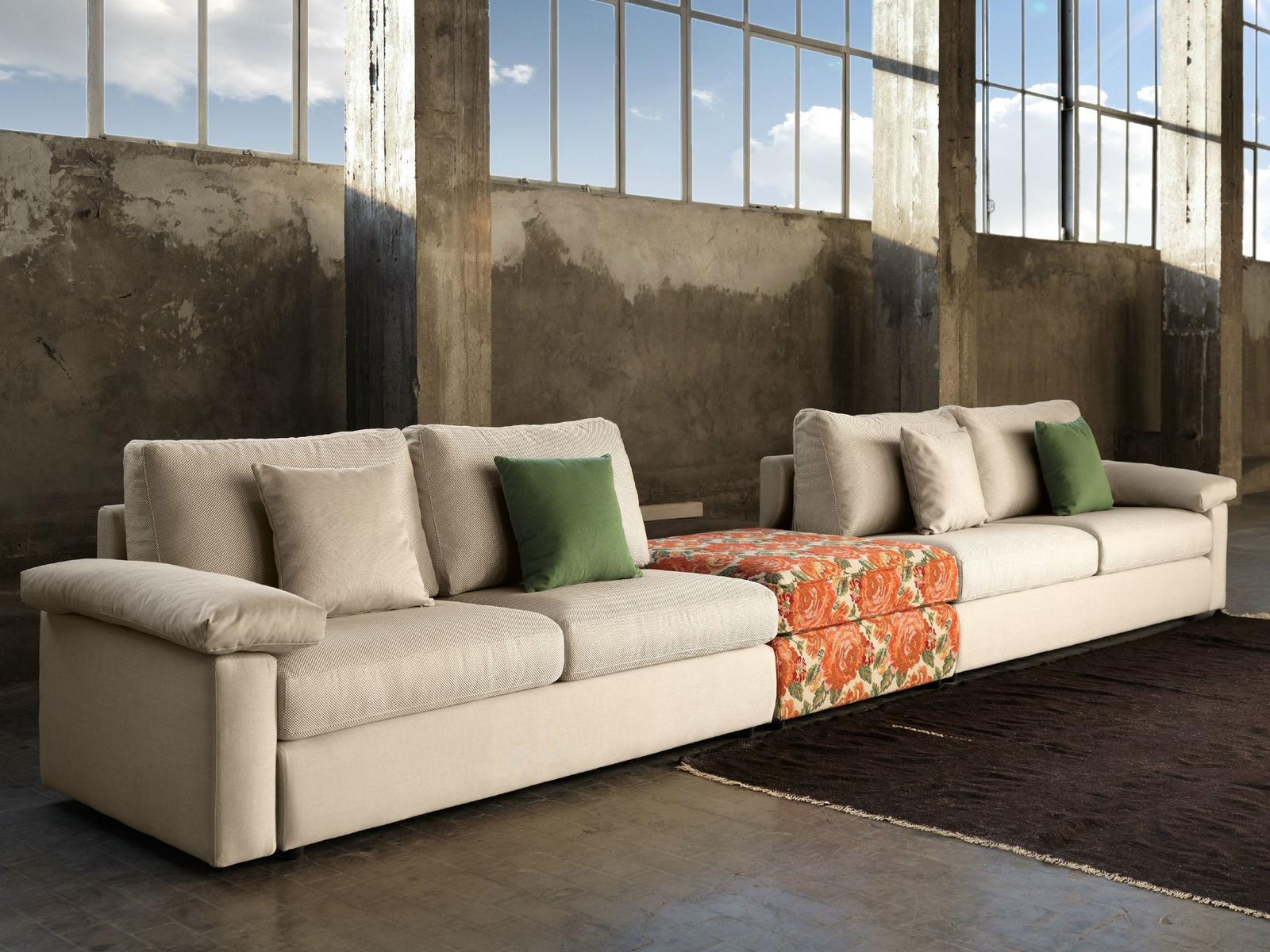 Sectional convertible sofa | Mukai by Domingo salotti