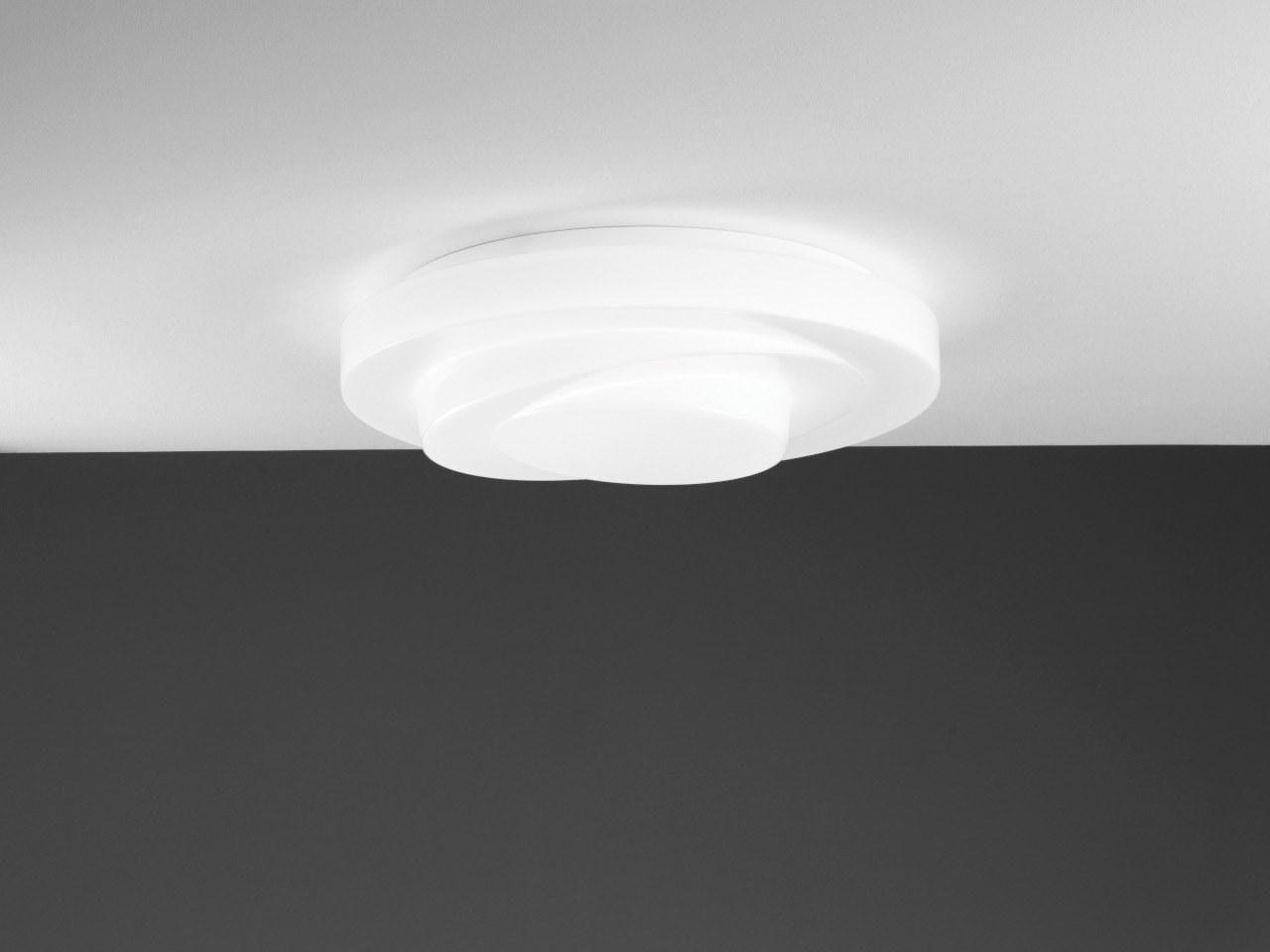 Blown glass wall lamp / ceiling lamp | Loop-line P-pl32 by Leucos