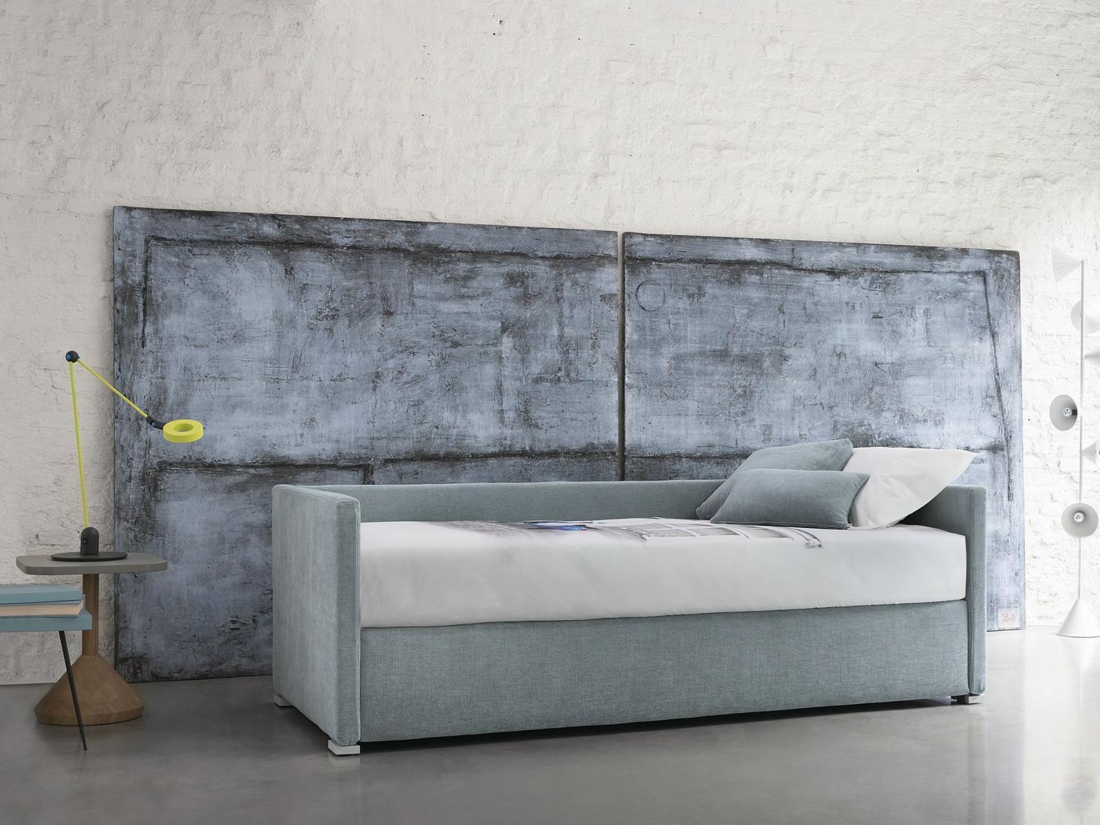 Convertible single bed | Biss by Flou