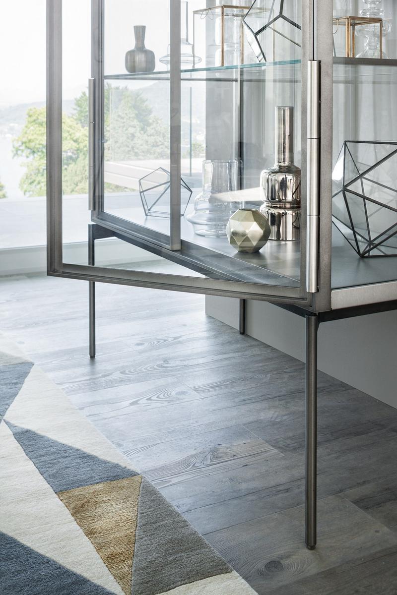 Glass and aluminium display cabinet | Galerist by Lema