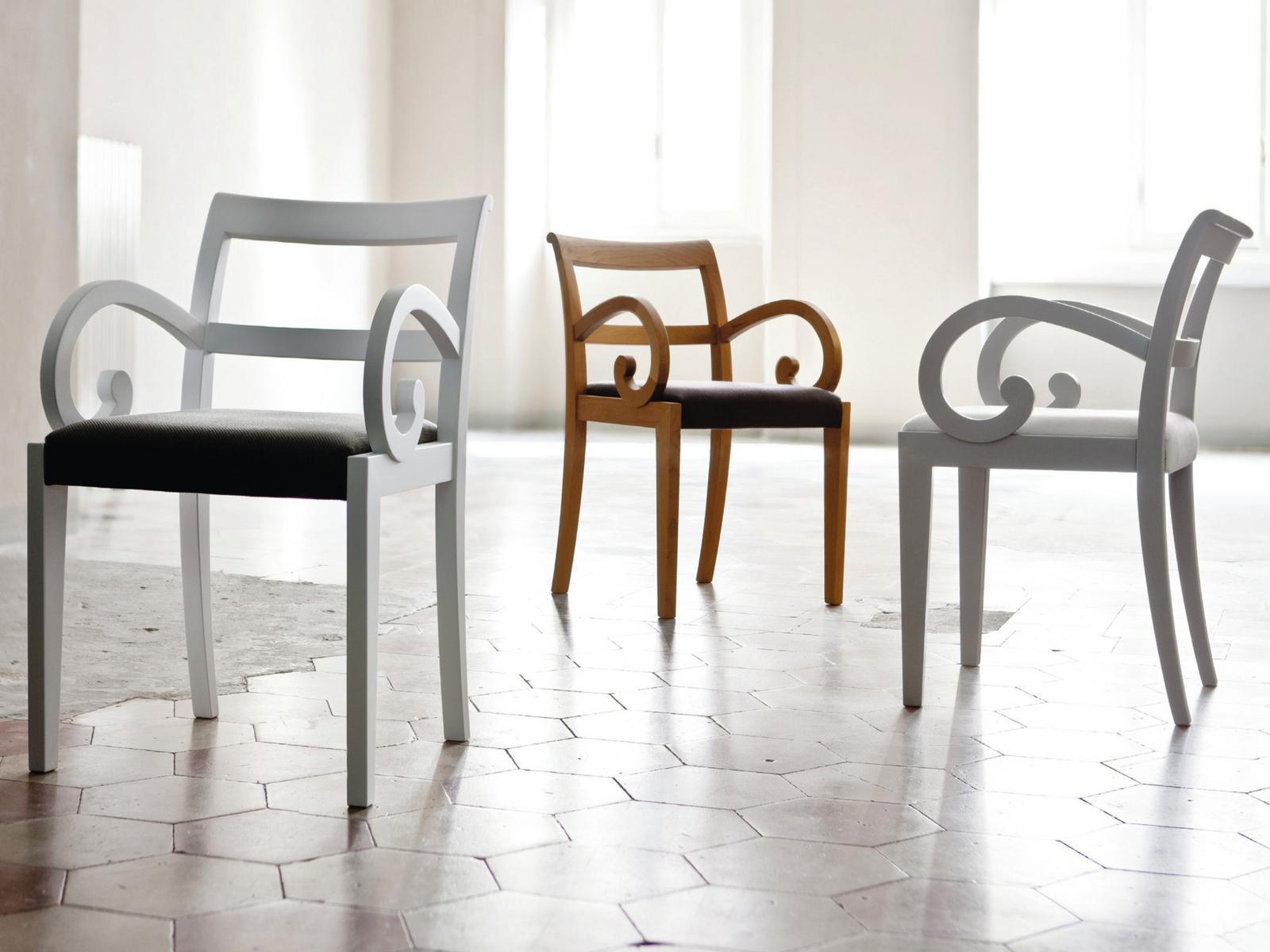 Wooden chair with armrests | Garbo by Porada