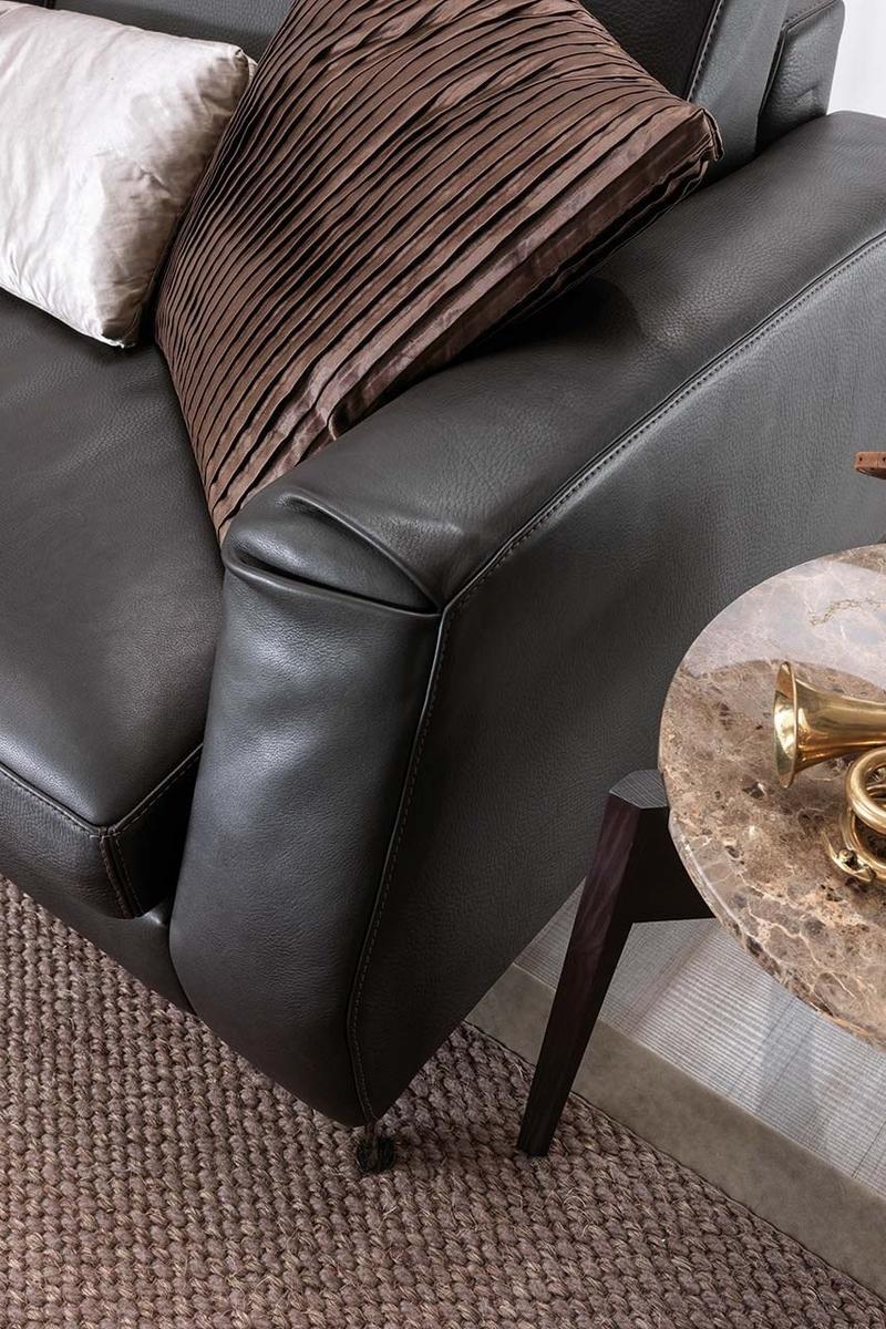 Sectional upholstered leather sofa | Davis Class by Frigerio